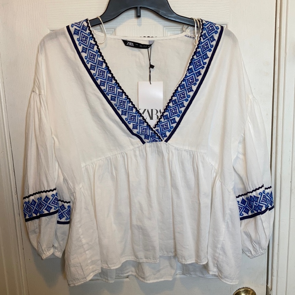 Women’s Flow-y Bohemian Style Blouse